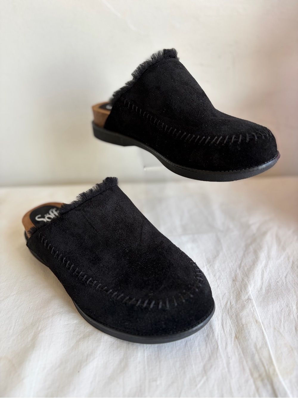 Sofft Bellflower slip-on shearling fur and suede leather Mules Clogs